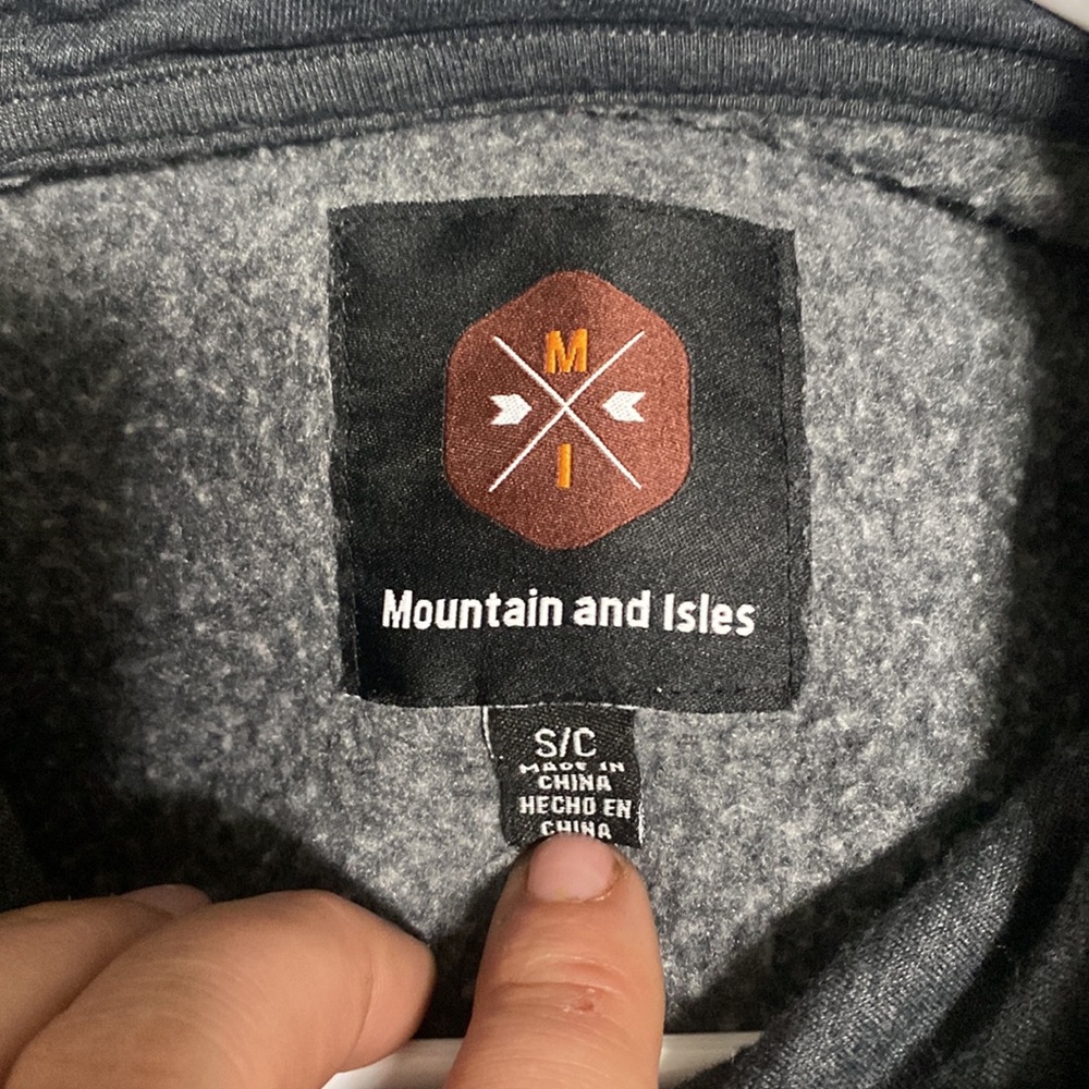Mountain and Isles Hoodie - Picture 5 of 5